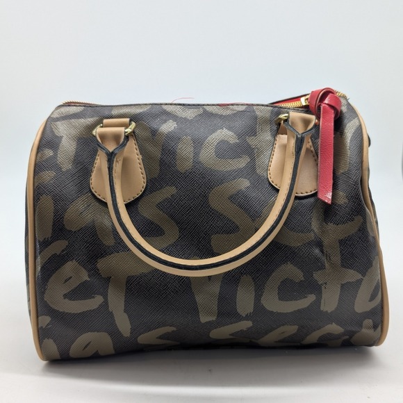 Victoria's Secret Amber Romance Speedy Style Cosmetic Bag - Picture 2 of 14